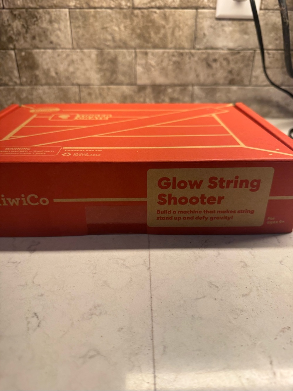 KiwiCo Tinker Crate Glow String Shooter STEM Kit NEW Sealed